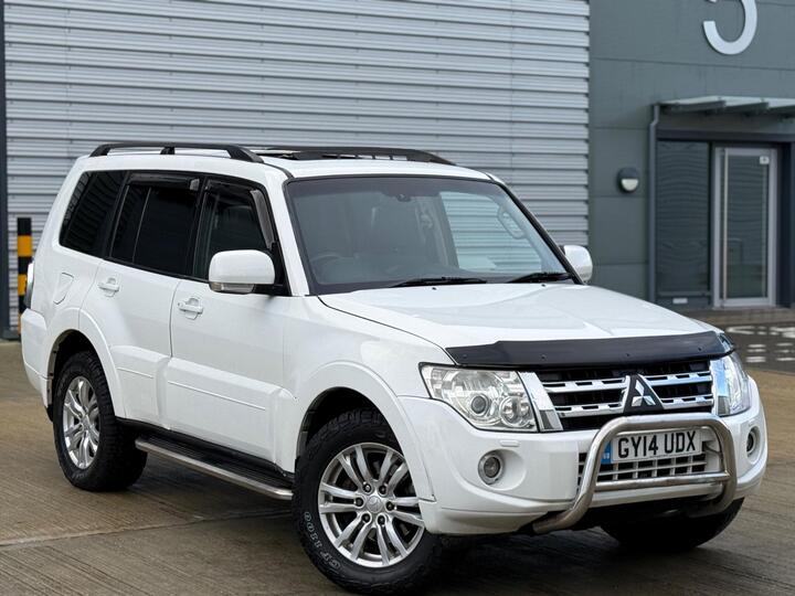Mitsubishi Shogun 3.2 DI-DC SG3 Auto 4WD Euro 5 5dr LWB Mitsubishi Shogun 3.2 DI-DC SG3 Auto 4WD Euro 5 5dr LWB