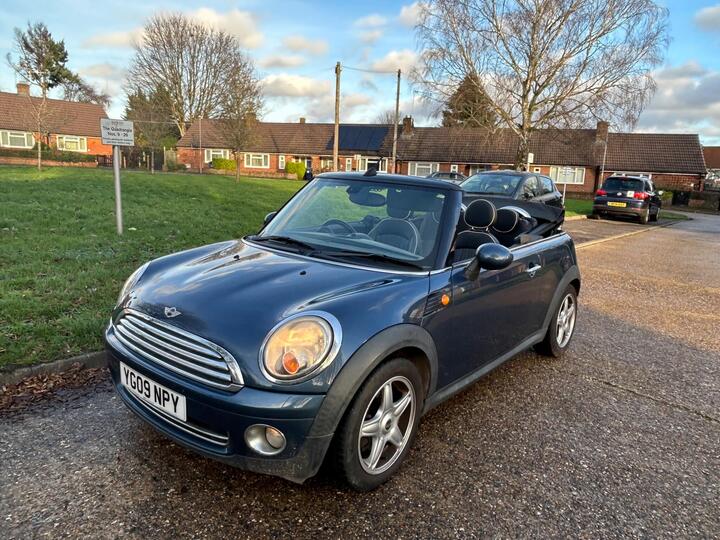 MINI Convertible 1.6 Cooper Euro 4 2dr