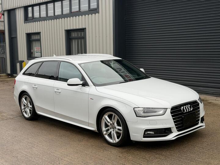 Audi A4 Avant 2.0 TFSI S Line Estate Petrol S Tronic