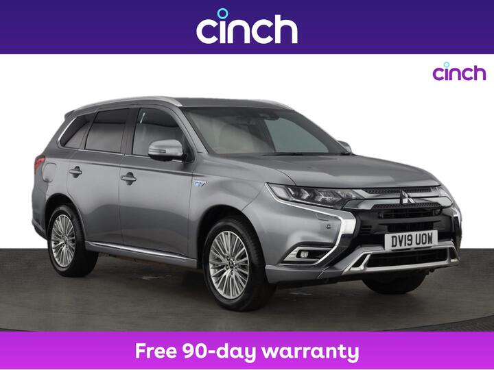 Mitsubishi Outlander 2.4h TwinMotor 13.8kWh 4hs CVT 4WD Euro 6 (s/s) 5dr Mitsubishi Outlander 2.4h TwinMotor 13.8kWh 4hs CVT 4WD Euro 6 (s/s) 5dr