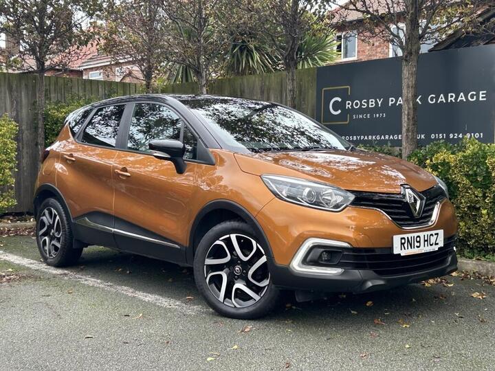 Renault CAPTUR 0.9 TCe ENERGY Iconic Euro 6 (s/s) 5dr