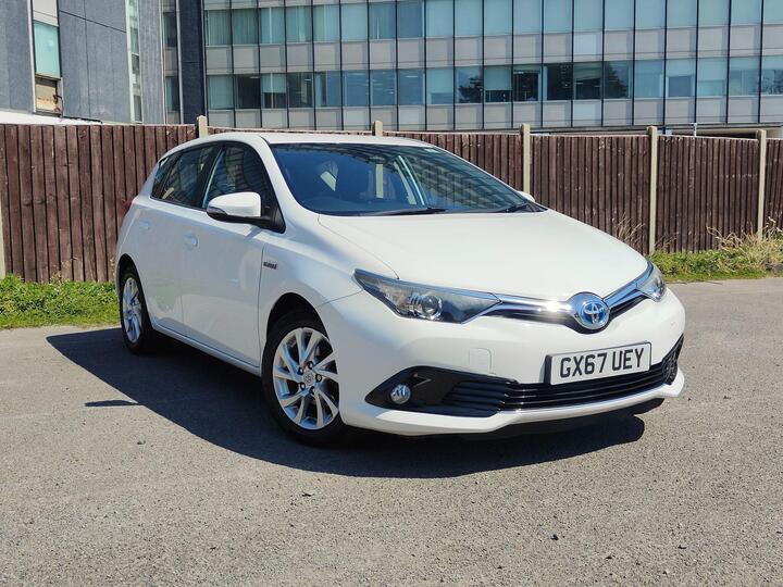 Toyota Auris 1.8 VVT-h Business Edition CVT Euro 6 (s/s) 5dr (Safety Sense)