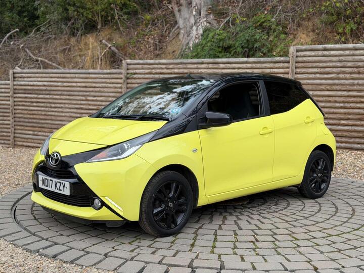 Toyota AYGO 1.0 VVT-i X-cite X-shift Euro 6 5dr