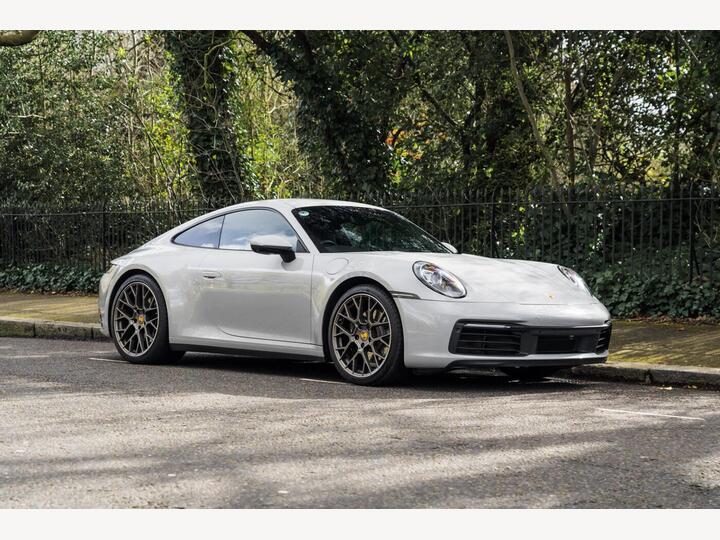 Porsche 911 3.0T 992 Carrera 4S PDK 4WD Euro 6 (s/s) 2dr Porsche 911 3.0T 992 Carrera 4S PDK 4WD Euro 6 (s/s) 2dr