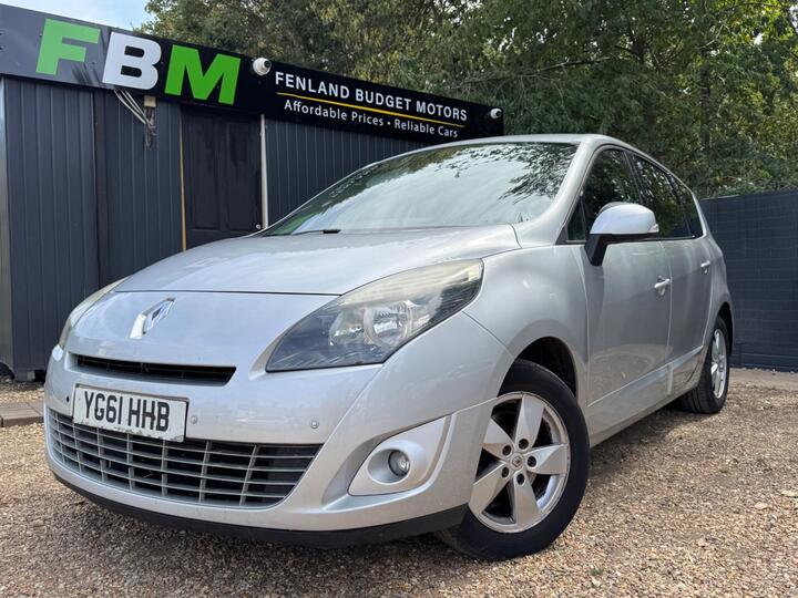 Renault Grand Scenic 1.6 VVT Dynamique TomTom Euro 5 5dr