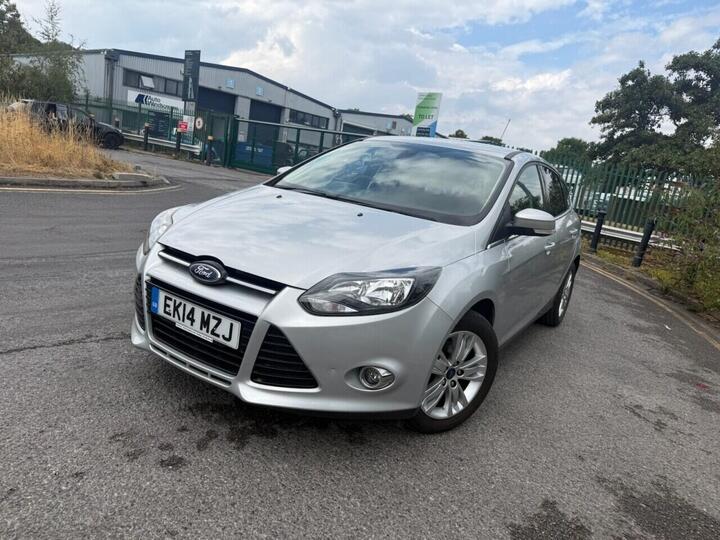 Ford FOCUS 1.0T EcoBoost Titanium Navigator Euro 5 (s/s) 5dr