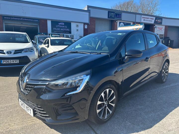 Renault Clio 1.0 TCe Iconic Euro 6 (s/s) 5dr