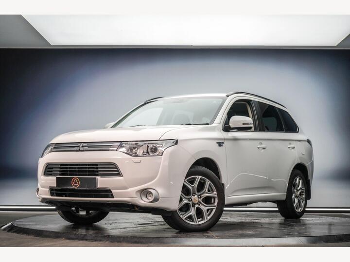 Mitsubishi OUTLANDER 2.0h 12kWh GX4h CVT 4WD Euro 5 (s/s) 5dr