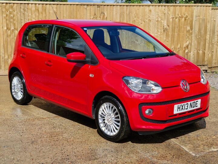 Volkswagen Up! 1.0 High Up! Euro 5 5dr Volkswagen Up! 1.0 High Up! Euro 5 5dr