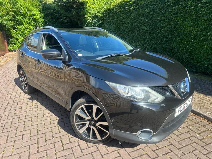Nissan Qashqai 1.2 DIG-T Tekna XTRON 2WD Euro 6 (s/s) 5dr