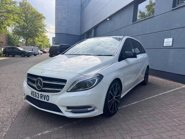 Mercedes-Benz B Class 1.6 B180 BlueEfficiency Sport MPV 5dr Petrol 7G-DCT Euro 5 (s/s) (122 Ps) Mercedes-Benz B Class 1.6 B180 BlueEfficiency Sport MPV 5dr Petrol 7G-DCT Euro 5 (s/s) (122 Ps)