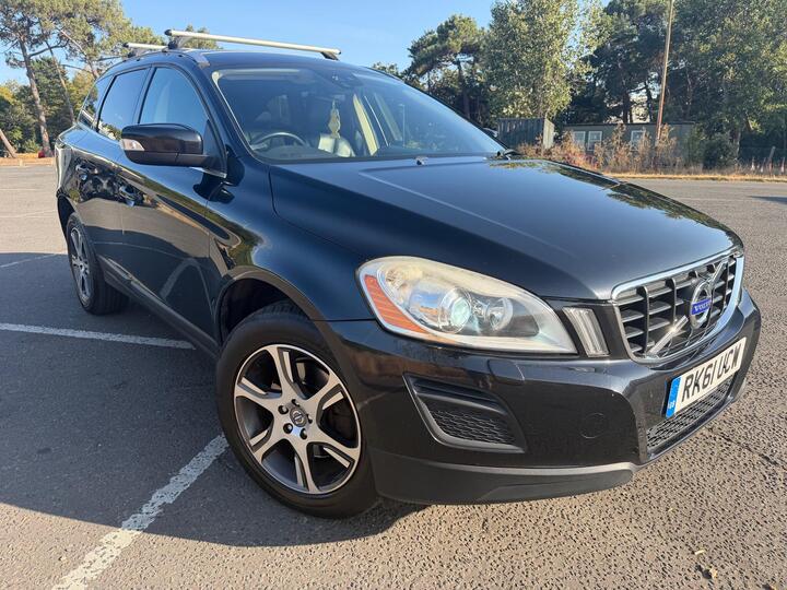 Volvo XC60 2.4 D5 SE Lux Geartronic AWD Euro 5 5dr
