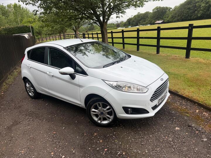 Ford Fiesta 1.0 Zetec Euro 5 (s/s) 5dr