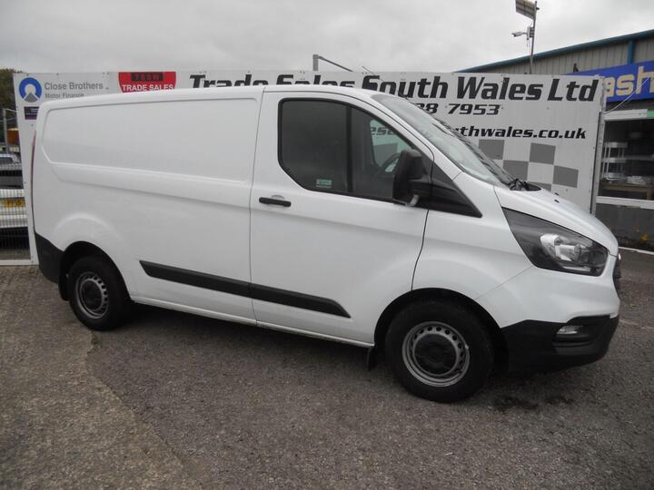 Ford Transit Custom 2.0 TDCi 130ps Low Roof Van, WET BELT DONE (EXCEPTIONAL) Ford Transit Custom 2.0 TDCi 130ps Low Roof Van, WET BELT DONE (EXCEPTIONAL)