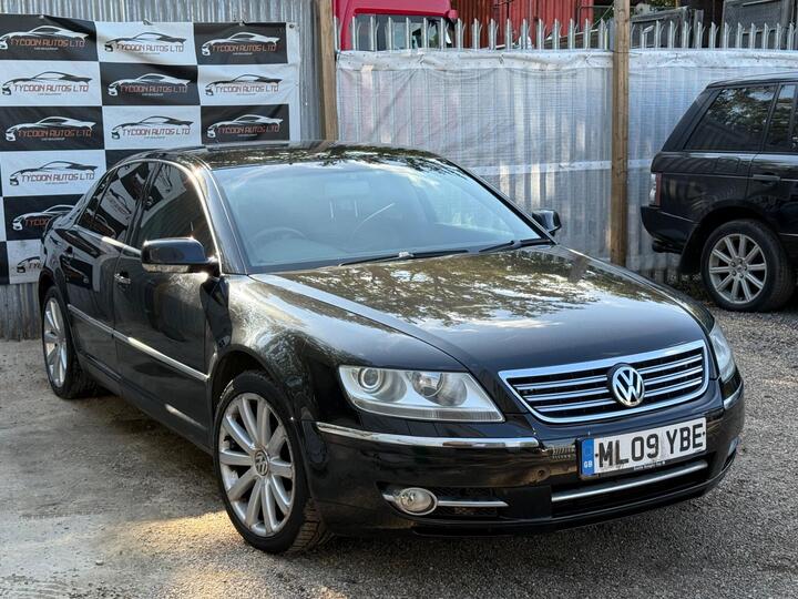 Volkswagen Phaeton 3.0 TDI V6 4MOTION 4dr Volkswagen Phaeton 3.0 TDI V6 4MOTION 4dr