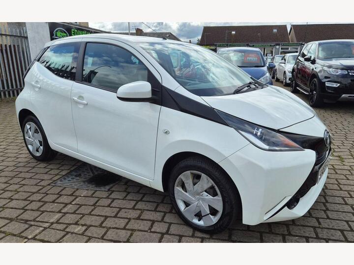 Toyota AYGO 1.0 VVT-i X-play Euro 5 5dr Euro 5