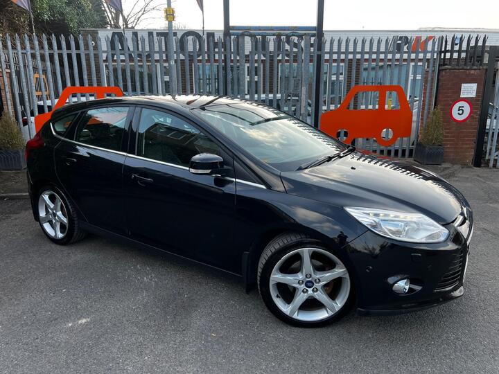 Ford Focus 1.6 TDCi Titanium X Euro 5 (s/s) 5dr
