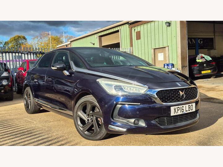 DS AUTOMOBILES DS 5 2.0 BlueHDi Prestige EAT6 Euro 6 (s/s) 5dr DS AUTOMOBILES DS 5 2.0 BlueHDi Prestige EAT6 Euro 6 (s/s) 5dr