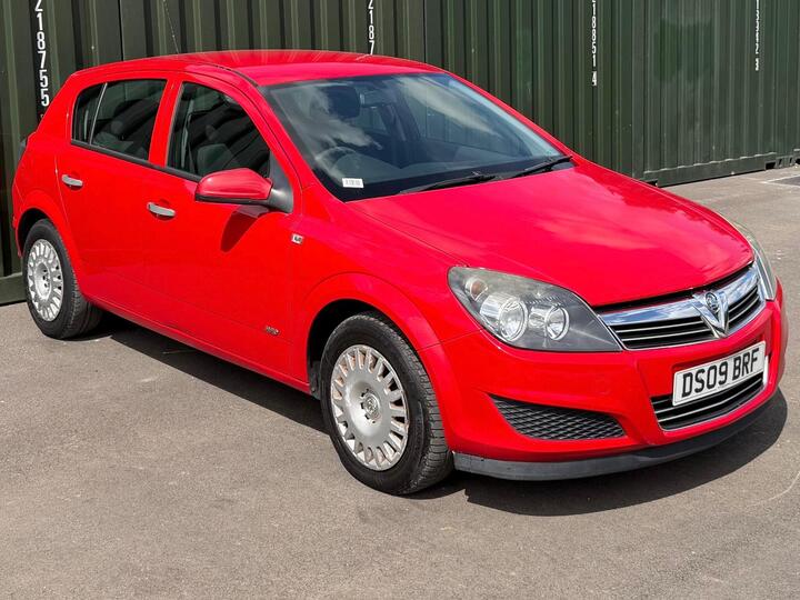 Vauxhall Astra 1.4i 16v Life 5dr