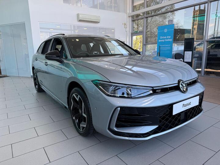 Volkswagen Passat 1.5 ETSI MHEV R-Line DSG Euro 6 (s/s) 5dr