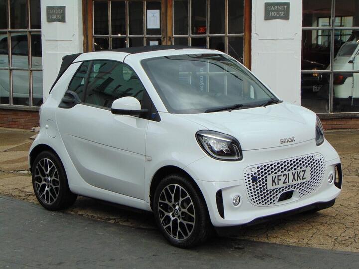 Smart Fortwo Cabrio 17.6kWh Exclusive Cabriolet Auto 2dr (22kW Charger)