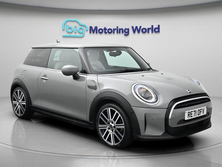 MINI Hatch 1.5 Cooper Exclusive Steptronic Euro 6 (s/s) 3dr