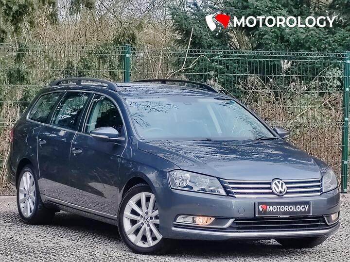 Volkswagen Passat 1.6 TDI BlueMotion Tech Executive Euro 5 (s/s) 5dr Volkswagen Passat 1.6 TDI BlueMotion Tech Executive Euro 5 (s/s) 5dr