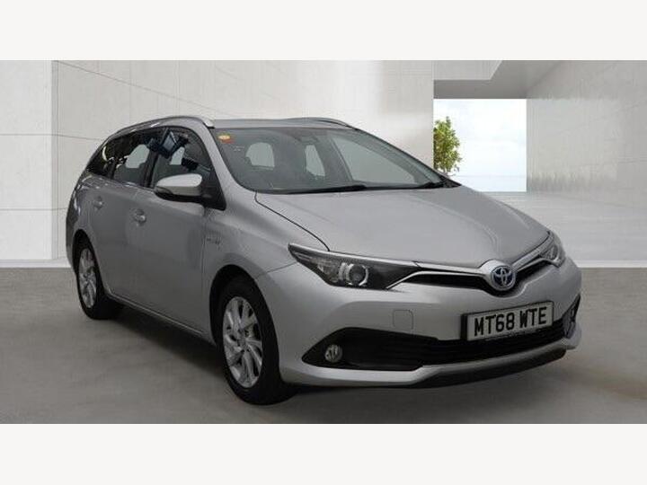 Toyota Auris 1.8 VVT-h Icon Tech Touring Sports CVT Euro 6 (s/s) 5dr