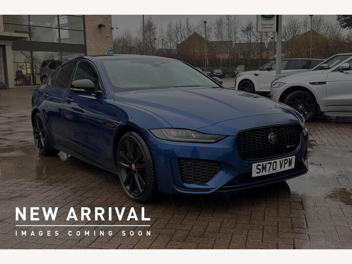 Jaguar XE 2.0 D200 MHEV R-Dynamic Black Auto Euro 6 (s/s) 4dr