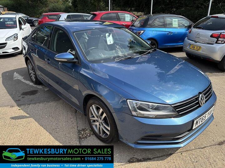 Volkswagen Jetta 2.0 TDI BlueMotion Tech SE Euro 6 (s/s) 4dr Volkswagen Jetta 2.0 TDI BlueMotion Tech SE Euro 6 (s/s) 4dr