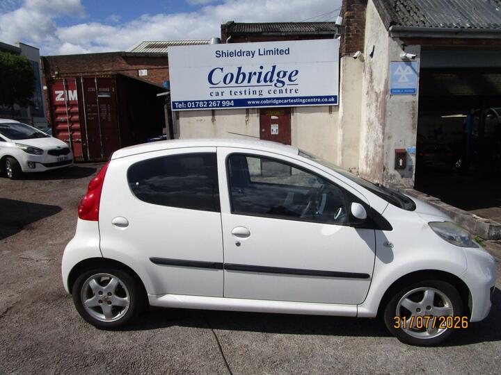 Peugeot 107 1.0 12V Sportium Euro 5 5dr