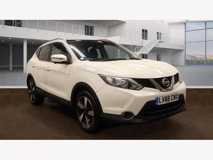 Nissan Qashqai 1.6 DCi N-Connecta XTRON 2WD Euro 6 (s/s) 5dr