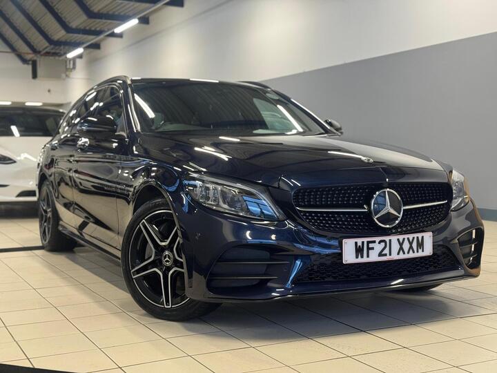 Mercedes-Benz C Class 2.0 C300e 13.5kWh AMG Line Night Edition (Premium Plus) G-Tronic+ Euro 6 (s/s) 5dr Mercedes-Benz C Class 2.0 C300e 13.5kWh AMG Line Night Edition (Premium Plus) G-Tronic+ Euro 6 (s/s) 5dr