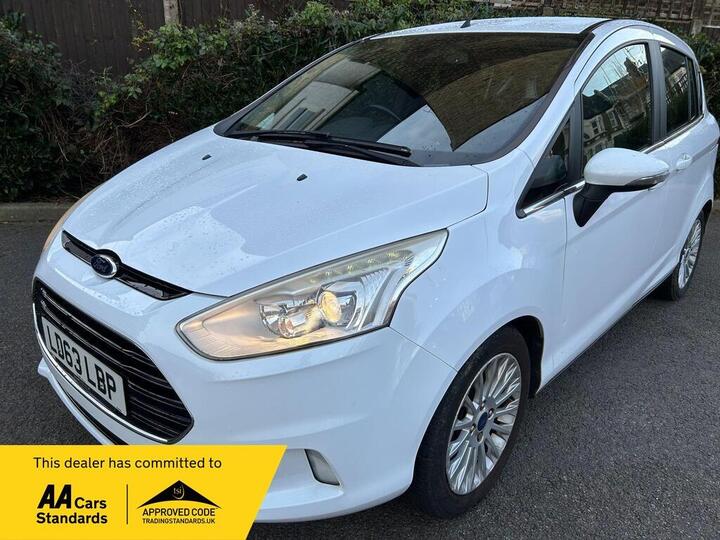 Ford B-Max 1.0T EcoBoost Titanium Euro 5 (s/s) 5dr