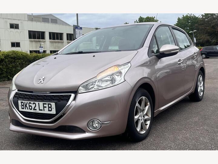 Peugeot 208 1.2 VTi Active Euro 5 5dr