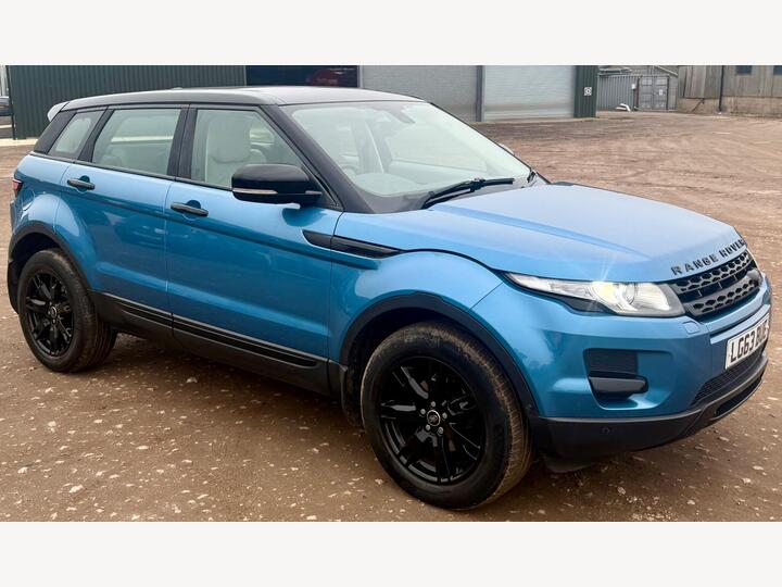 Land Rover Range Rover Evoque 2.2 SD4 Pure Auto 4WD Euro 5 5dr Land Rover Range Rover Evoque 2.2 SD4 Pure Auto 4WD Euro 5 5dr