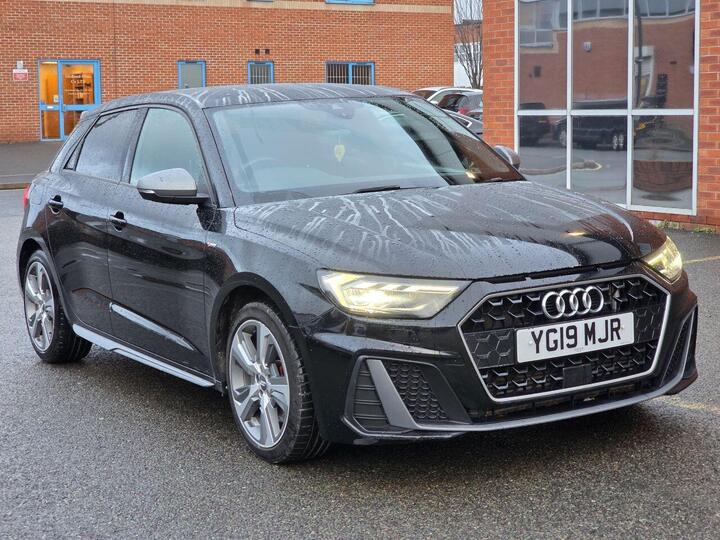 Audi A1 2.0 TFSI 40 S Line Competition Sportback S Tronic Euro 6 (s/s) 5dr