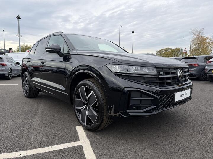Volkswagen Touareg 3.0 TDI V6 Black Edition Tiptronic 4Motion Euro 6 (s/s) 5dr