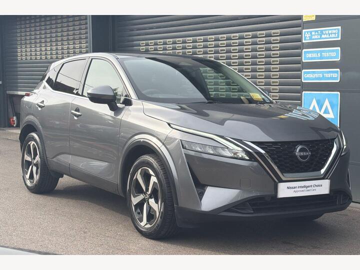 Nissan Qashqai 1.3 DIG-T MHEV N-Connecta XTRON Euro 6 (s/s) 5dr
