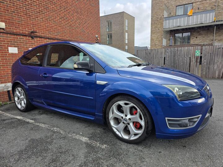 Ford Focus 2.5 SIV ST-3 3dr