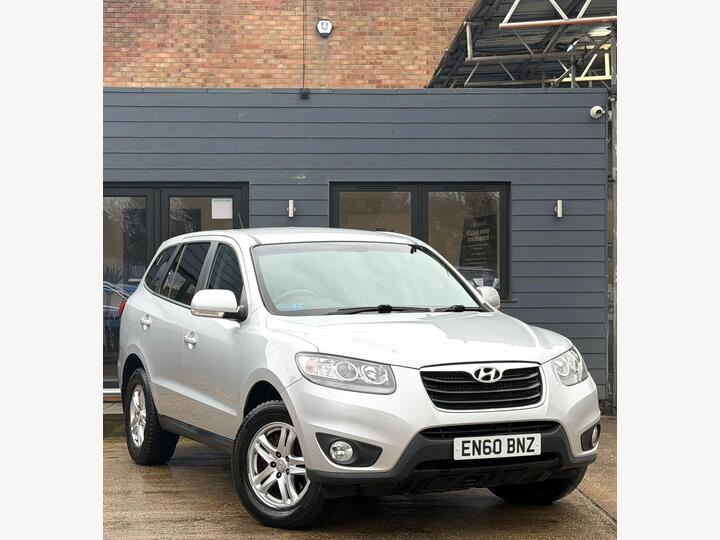Hyundai Santa Fe 2.2 CRDi Style Auto 4WD Euro 5 5dr (7 Seat) Hyundai Santa Fe 2.2 CRDi Style Auto 4WD Euro 5 5dr (7 Seat)