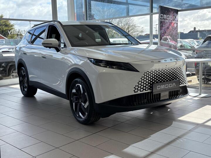OMODA 7 1.5T SHS 18.4kWh Knight DHT1 Euro 6 (s/s) 5dr