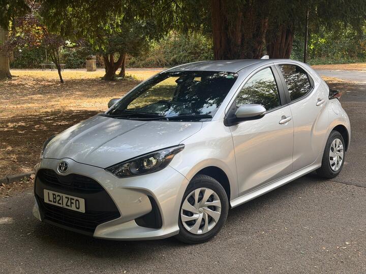 Toyota Yaris 1.5 VVT-h Icon E-CVT Euro 6 (s/s) 5dr