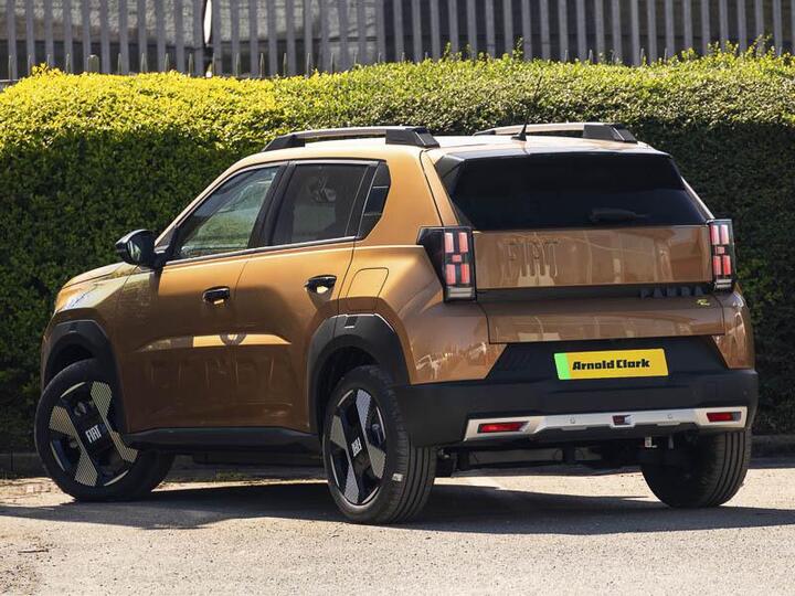 Fiat Grande Panda 44kWh La Prima Auto 5dr (7kW Charger)