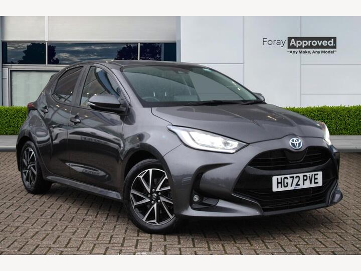 Toyota Yaris 1.5 VVT-h Design E-CVT Euro 6 (s/s) 5dr