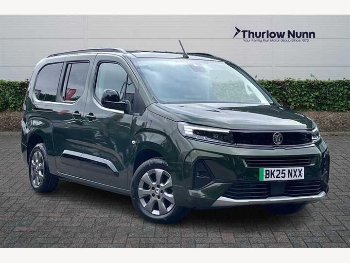 Vauxhall Combo Life Electric 52kWh Ultimate XL MPV Auto 5dr (11kW Charger)