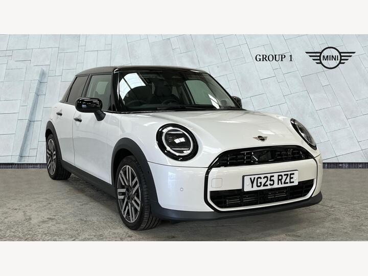 MINI Cooper 1.5C Classic Steptronic Euro 6 (s/s) 5dr