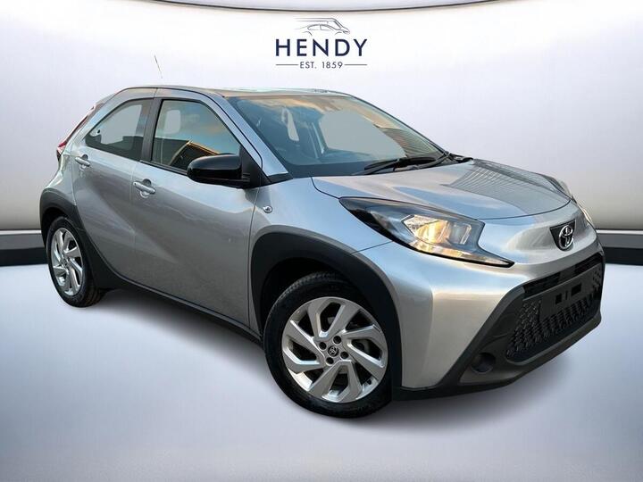 Toyota AYGO X 1.0 VVT-i Pure X-shift Euro 6 (s/s) 5dr Toyota AYGO X 1.0 VVT-i Pure X-shift Euro 6 (s/s) 5dr