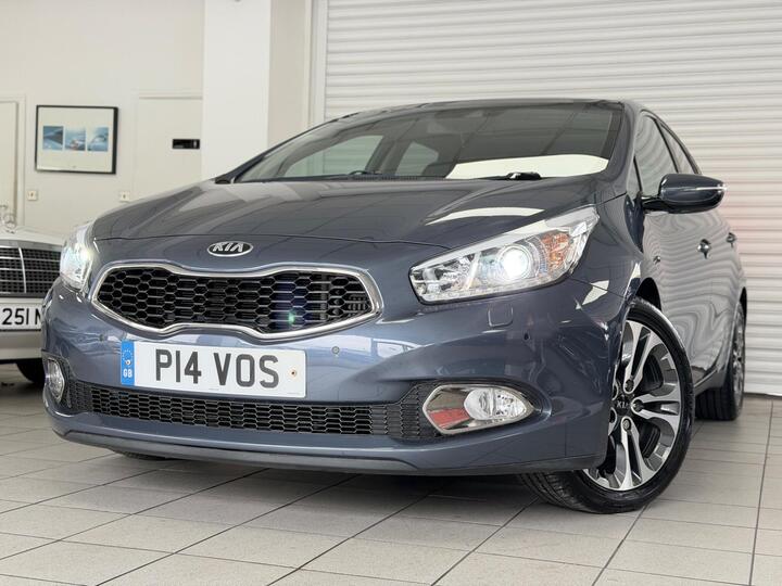 Kia Ceed 1.6 CRDi EcoDynamics 4 Tech Euro 5 (s/s) 5dr
