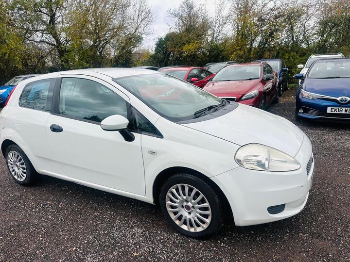 Fiat Grande Punto 1.4 Active Euro 4 3dr Fiat Grande Punto 1.4 Active Euro 4 3dr